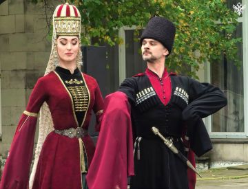 В Скадовске прошёл праздник дружбы народов в честь Дня народного единства