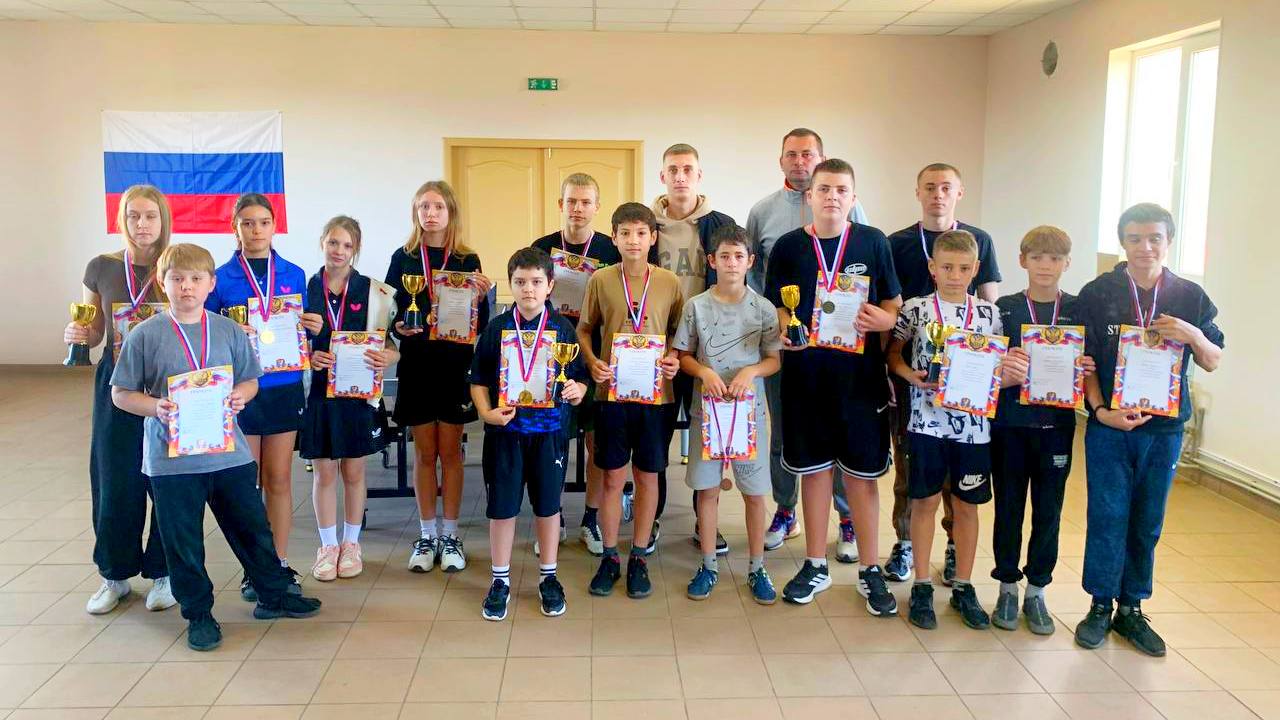 Юные теннисисты определили сильнейших на соревнованиях в Новопокровке и клубе «Аматор» Юные теннисисты определили сильнейших на соревнованиях в Новопокровке и клубе «Аматор»