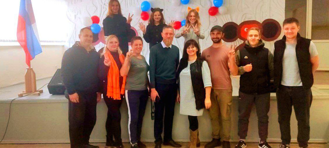 В Малокаховском сельском Доме культуры прошло мероприятие "Мы вместе", посвященное Дню народного единства