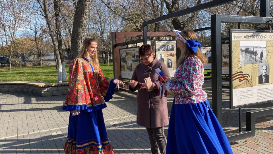 В Херсонской области отметили День народного единства, ярко, празднично и красочно В Херсонской области отметили День народного единства, ярко, празднично и красочно
