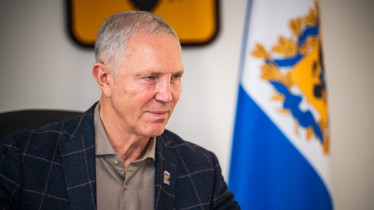 Владимир Сальдо обсудил стратегию развития Херсонской зерновой компании с руководителем предприятия