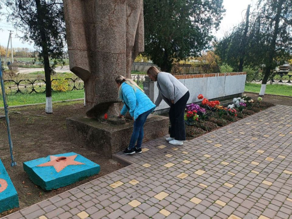 День освобождения Алешек: память, которая живет в сердцах День освобождения Алешек: память, которая живет в сердцах