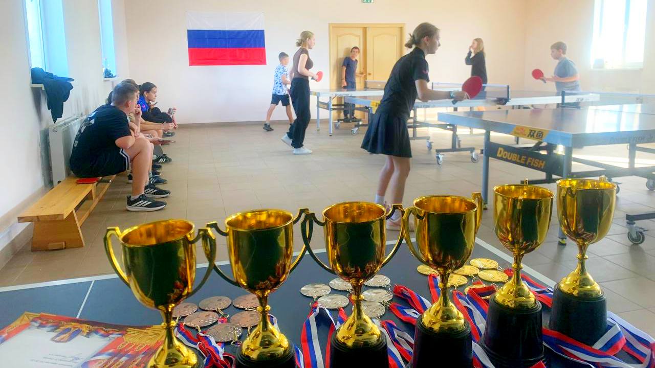 Юные теннисисты определили сильнейших на соревнованиях в Новопокровке и клубе «Аматор» Юные теннисисты определили сильнейших на соревнованиях в Новопокровке и клубе «Аматор»