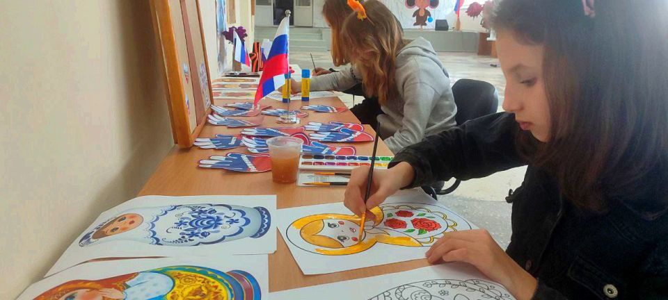 В Малокаховском сельском Доме культуры прошло мероприятие "Мы вместе", посвященное Дню народного единства В Малокаховском сельском Доме культуры прошло мероприятие "Мы вместе", посвященное Дню народного единства