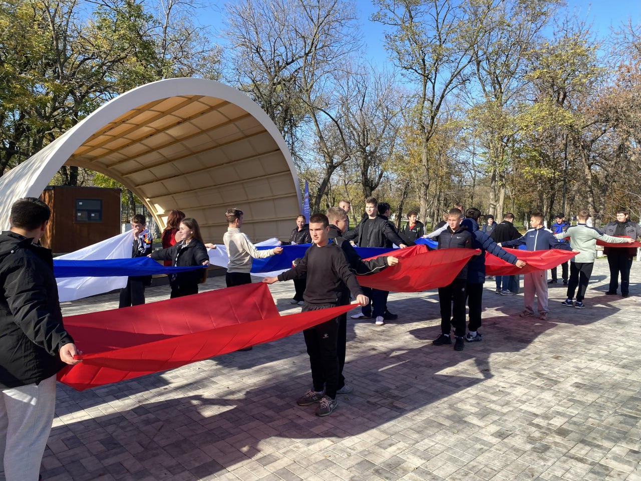 В квест-игре «Единой России» ко Дню народного единства победила команда Генического техникума сферы обслуживания В квест-игре «Единой России» ко Дню народного единства победила команда Генического техникума сферы обслуживания