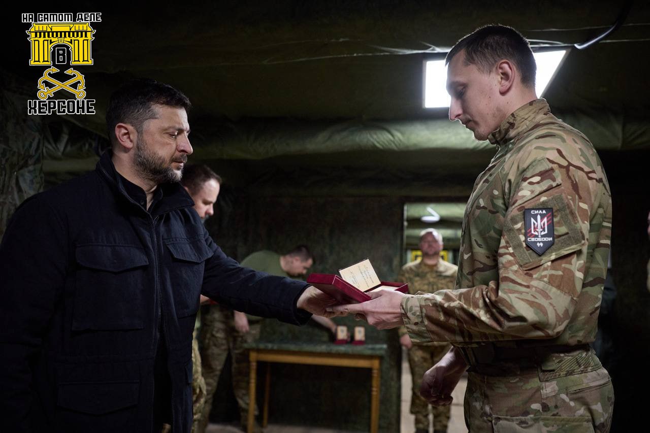 В Киеве состоялось награждение "особо отличившихся" воннослужащих ВСУ В Киеве состоялось награждение "особо отличившихся" воннослужащих ВСУ