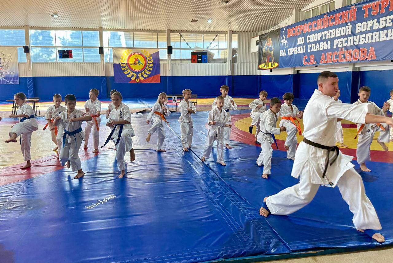 Поздравляем спортсменов Генического детско-юношеского спортивного центра с выдающимися достижениями! Поздравляем спортсменов Генического детско-юношеского спортивного центра с выдающимися достижениями!