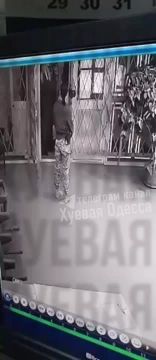 "ТУТ ТЕБЕ НЕ ГОЛЛИВУД, РУКИ-НОГИ ОТОРВУТ" (с)