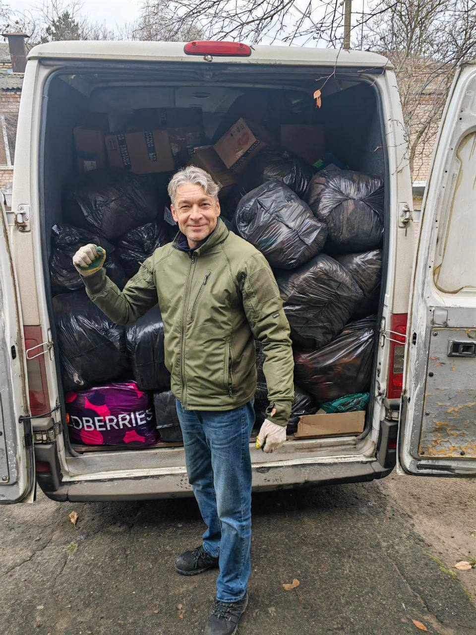 Михаил Развожаев: Продолжаю рассказывать о севастопольских волонтёрских организациях, чтобы каждый, кто хочет присоединиться и помогать фронту — знал, куда можно обратиться