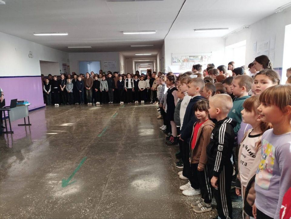День народного единства в Ивановской школе! День народного единства в Ивановской школе!