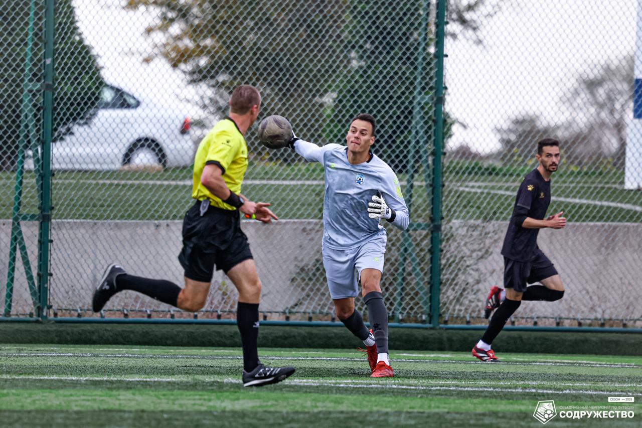 #КубокСодружество Десятка фотографий с первого тайма уже в альбоме! #КубокСодружество Десятка фотографий с первого тайма уже в альбоме!