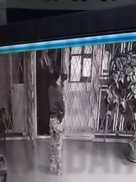 «Расхитительница гробниц» vs ТЦК: украинские военкомы мобилизовали охранника Анджелины Джоли