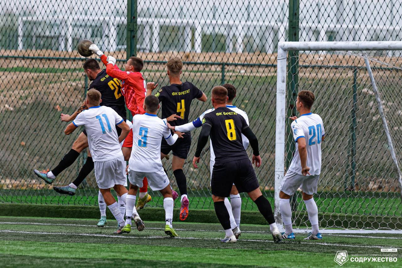 #КубокСодружество Десятка фотографий с первого тайма уже в альбоме! #КубокСодружество Десятка фотографий с первого тайма уже в альбоме!