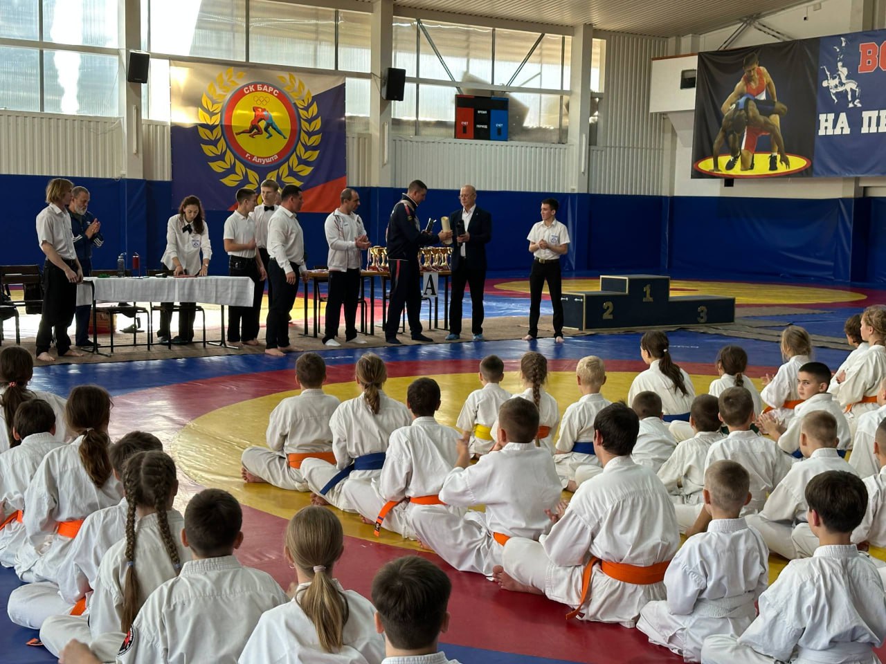 Поздравляем спортсменов Генического детско-юношеского спортивного центра с выдающимися достижениями! Поздравляем спортсменов Генического детско-юношеского спортивного центра с выдающимися достижениями!