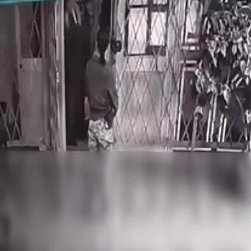 Депутат Рады Гончаренко подтвердил, что охранника Джоли увезли в военкомат в Херсоне: