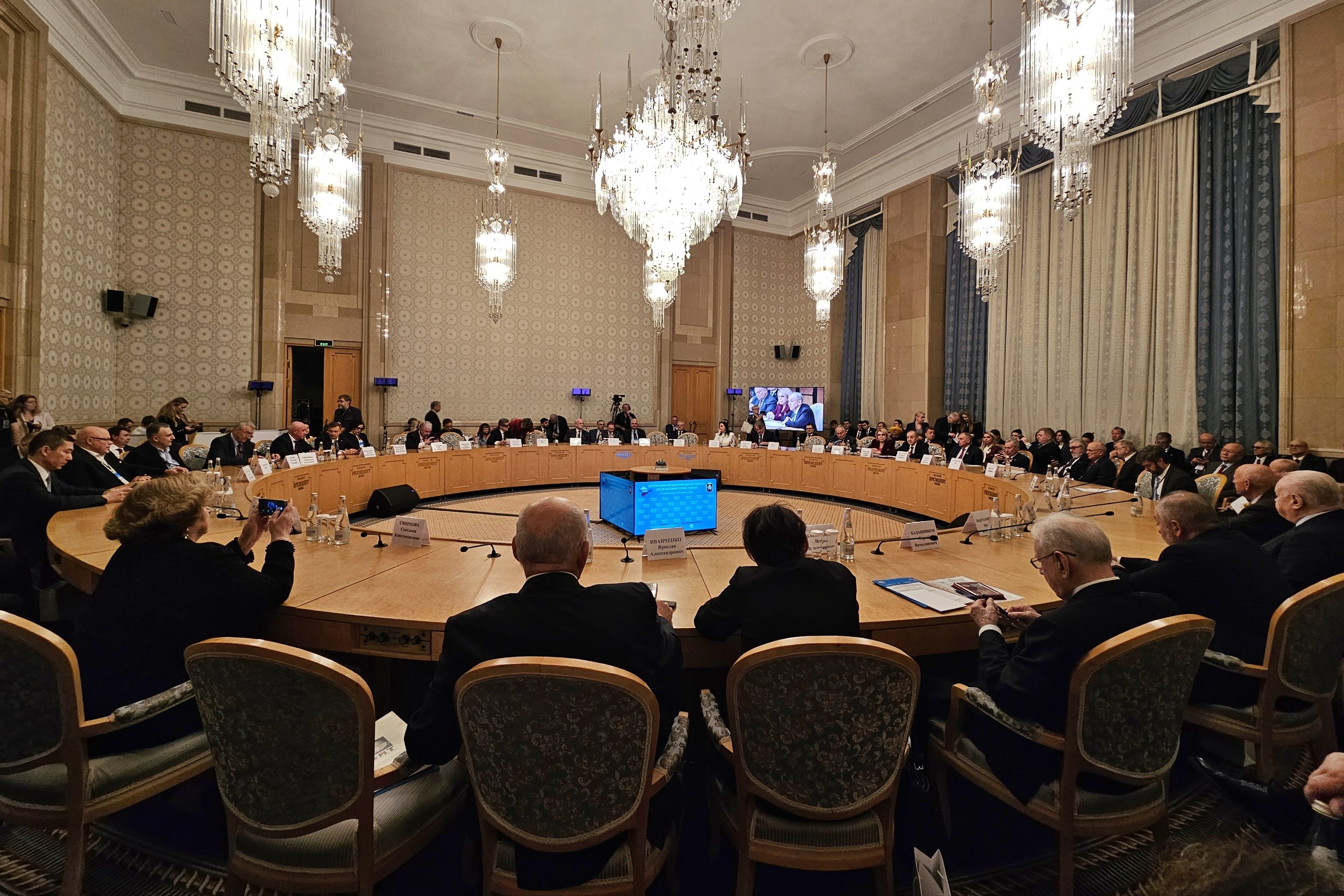 Владимир Константинов: В Москве проходит Ялтинский международный форум Владимир Константинов: В Москве проходит Ялтинский международный форум