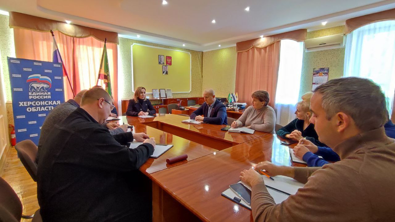 Ольга Осипенко: На плановом совещании с начальниками территориальных отделов Новотроицкого округа подвели промежуточные итоги работы и детально разобрали вопросы, с которыми чаще всего обращаются жители Ольга Осипенко: На плановом совещании с начальниками территориальных отделов Новотроицкого округа подвели промежуточные итоги работы и детально разобрали вопросы, с которыми чаще всего обращаются жители