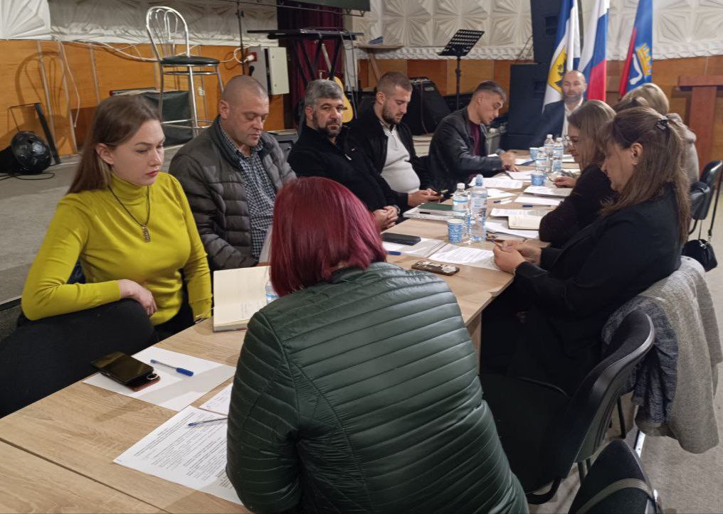 Павел Филипчук: Совещание. Есть чем поделиться Павел Филипчук: Совещание. Есть чем поделиться