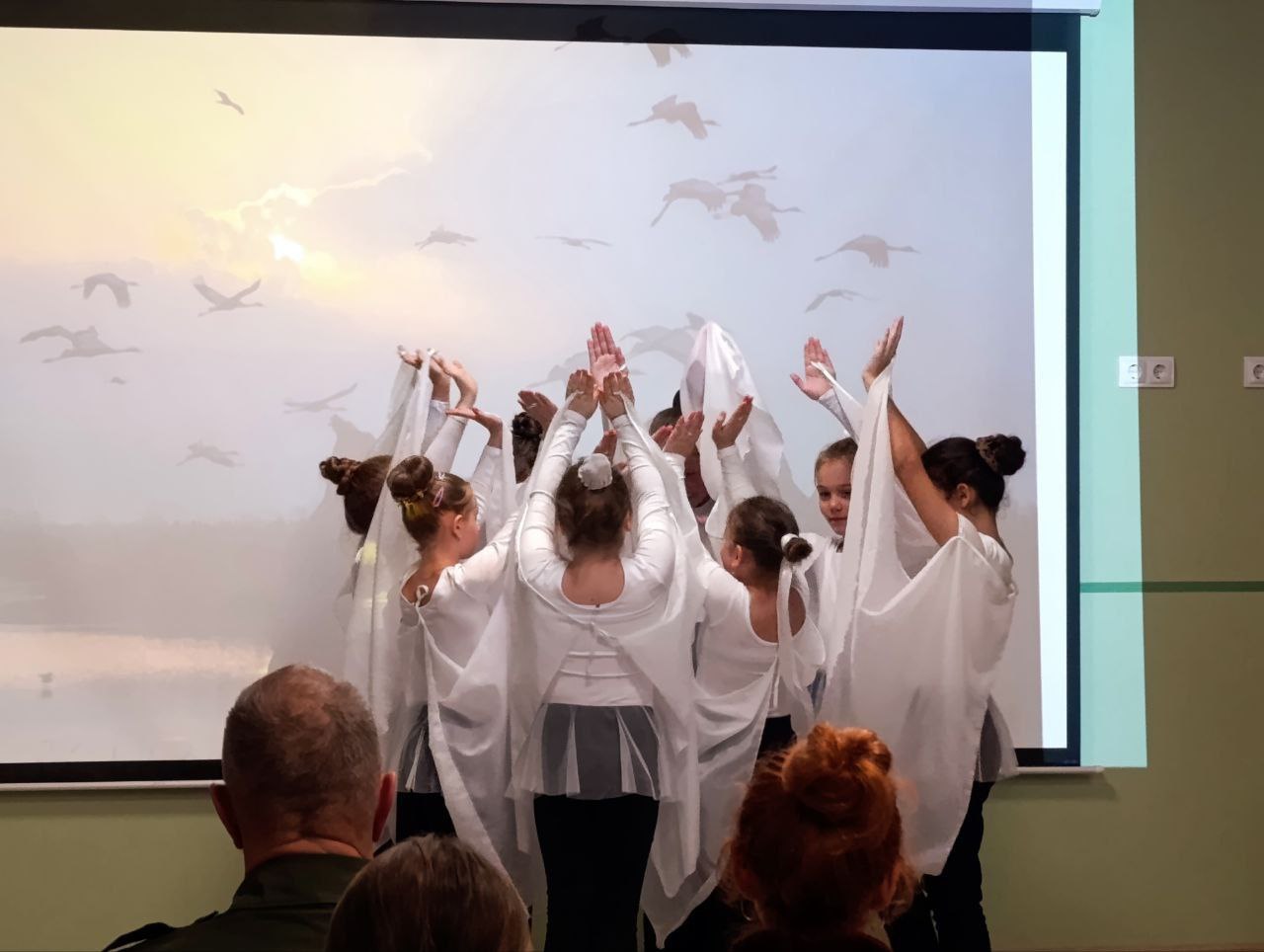 В Генической школе №4 состоялось открытие «Парты Героя» В Генической школе №4 состоялось открытие «Парты Героя»