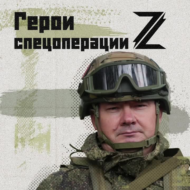 О своей работе рассказывает старший лейтенант Дмитрий Данченко — командир артиллерийской батареи орудий «Гиацинт-С»