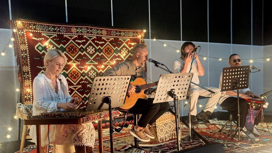 Молодежь Херсонской области приняла участие в празднике «Сказки единой земли»