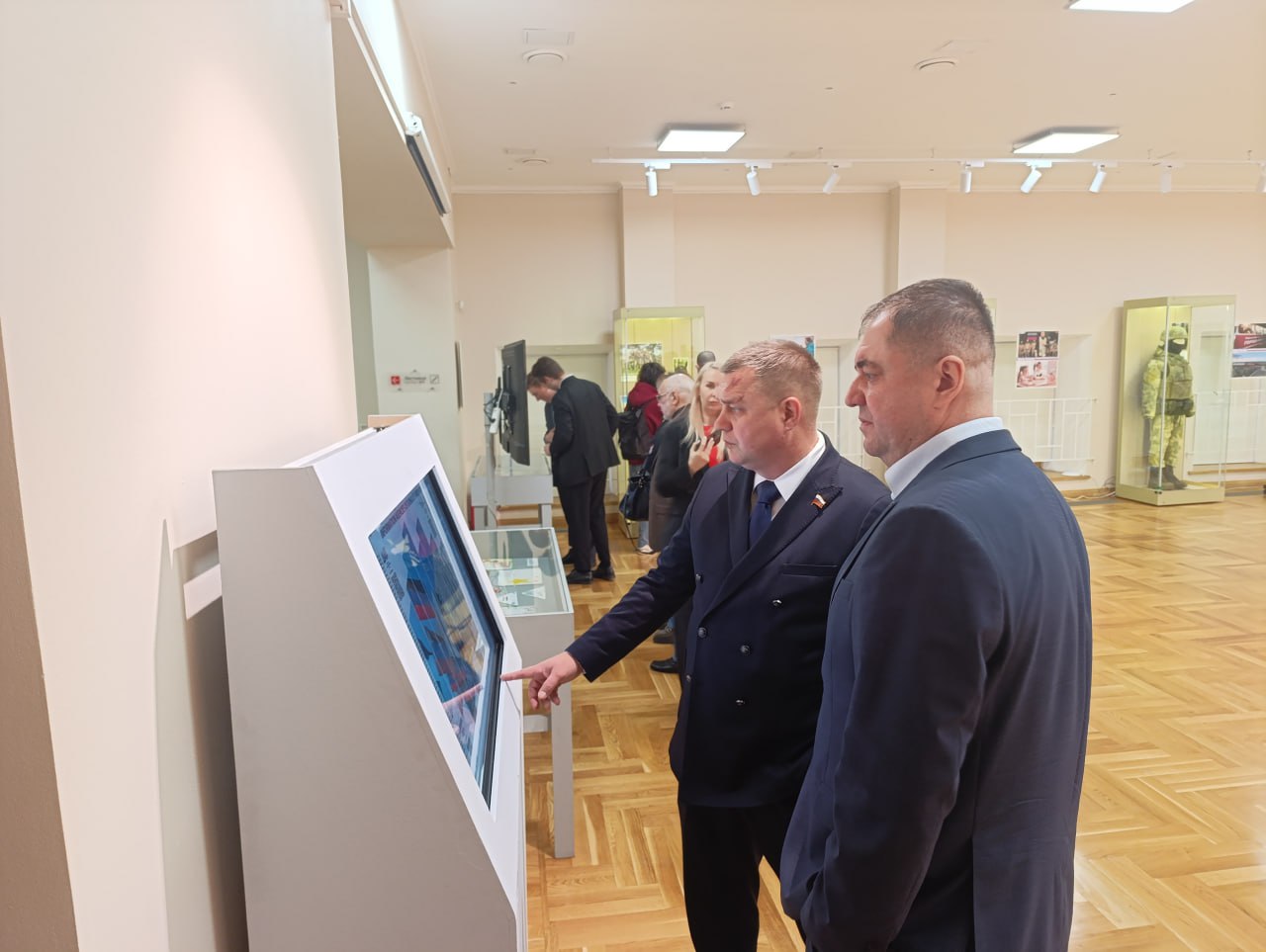 В Москве, в Музее современной истории России открылась фотовыставка «Донбасс —Новороссия — Никарагуа» В Москве, в Музее современной истории России открылась фотовыставка «Донбасс —Новороссия — Никарагуа»