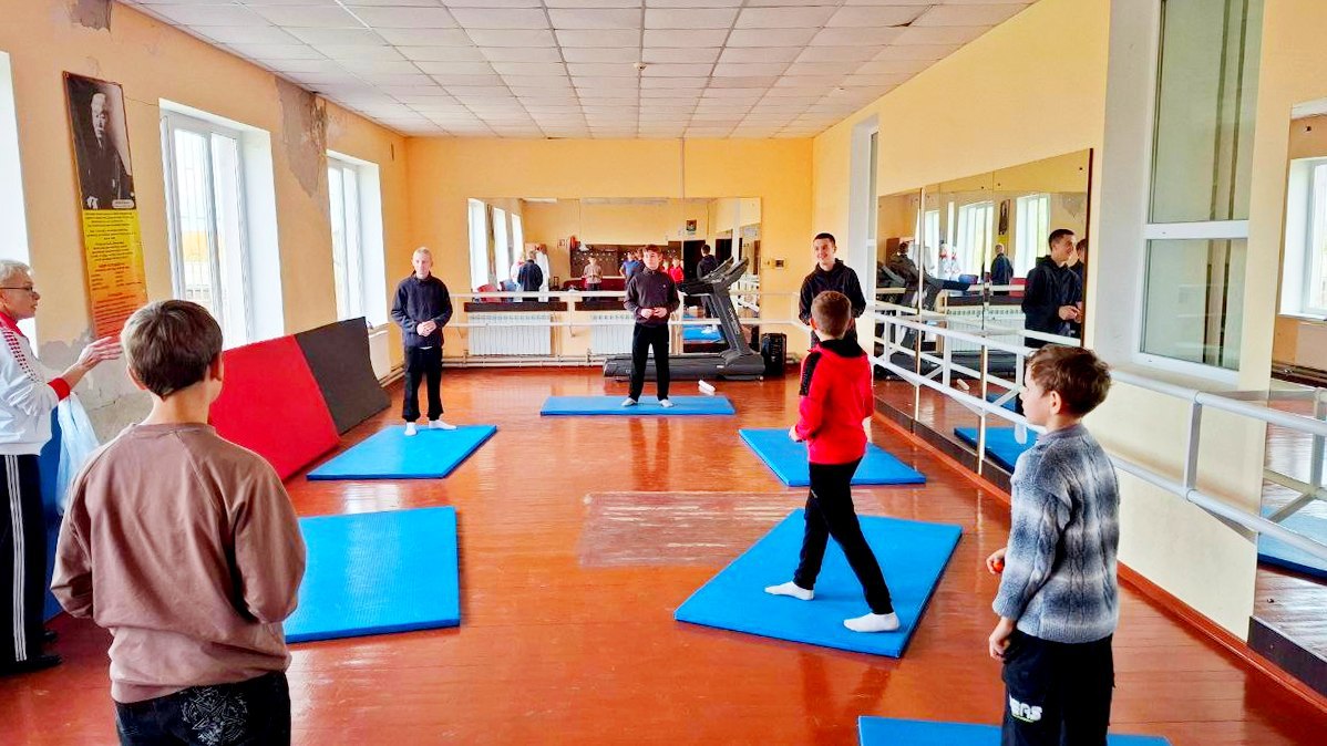 Более 45 юных спортсменов приняли участие в празднике в Счастливцево Более 45 юных спортсменов приняли участие в празднике в Счастливцево