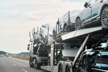 Рекордный импорт автомобилей в Россию в октябре