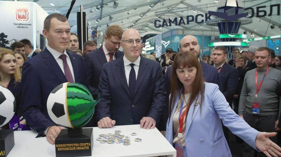Владимир Сальдо: Херсонская область принимает участие в XIII Международном форуме «Россия — спортивная держава» в Самаре Владимир Сальдо: Херсонская область принимает участие в XIII Международном форуме «Россия — спортивная держава» в Самаре