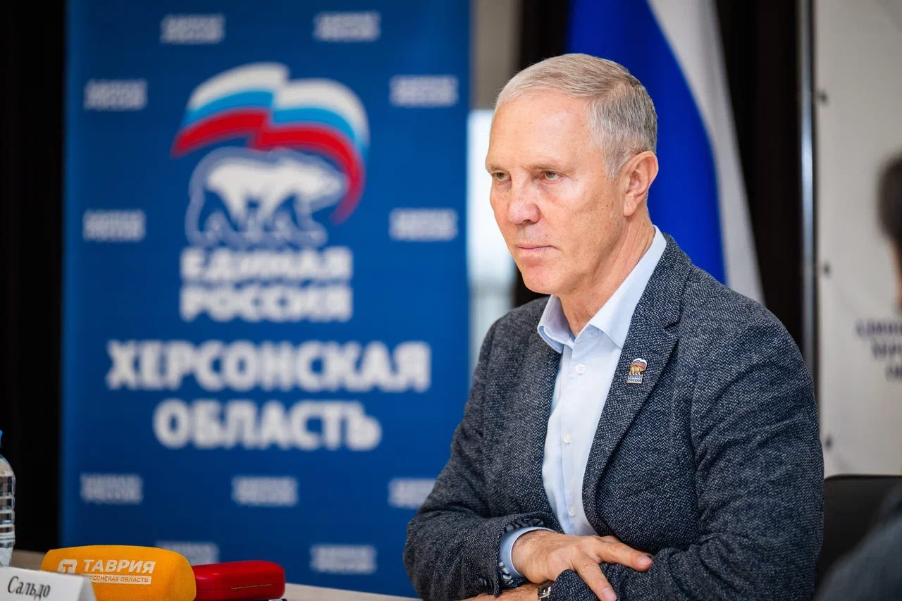 Владимир Сальдо: С сенатором Константином Басюком приняли участие в открытии мемориальной таблички на Геническом маяке Владимир Сальдо: С сенатором Константином Басюком приняли участие в открытии мемориальной таблички на Геническом маяке