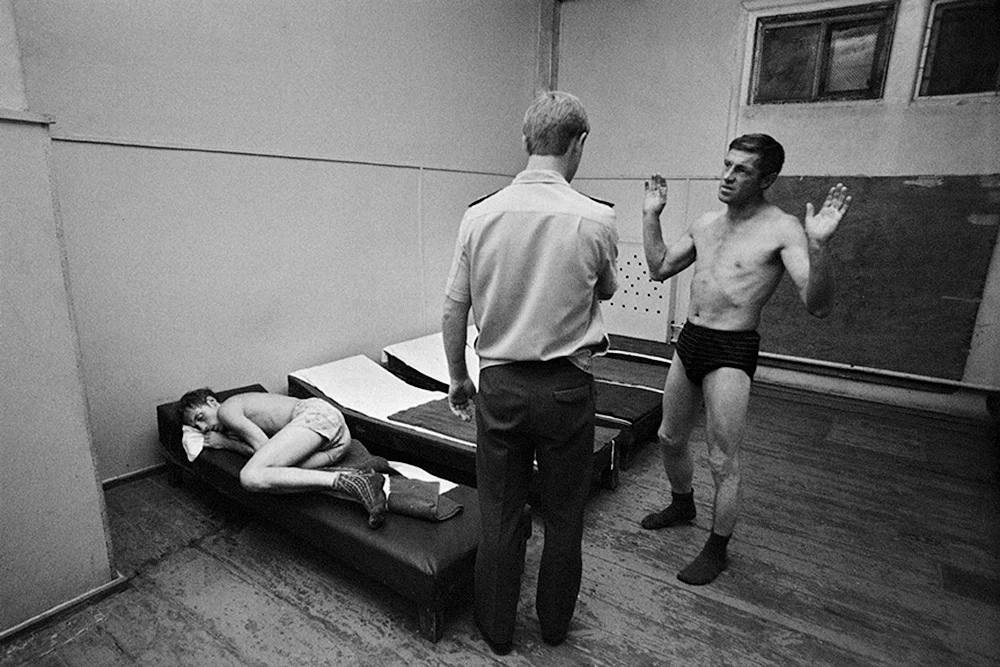 Сегодня День рождения вытрезвителя! 7 ноября 1902 года, 120 лет назад, в столице оружейников, городе Туле, по инициативе врача Федора Сергеевича Архангельского (1855–1928) открылся первый в России вытрезвитель под названием... Сегодня День рождения вытрезвителя! 7 ноября 1902 года, 120 лет назад, в столице оружейников, городе Туле, по инициативе врача Федора Сергеевича Архангельского (1855–1928) открылся первый в России вытрезвитель под названием...