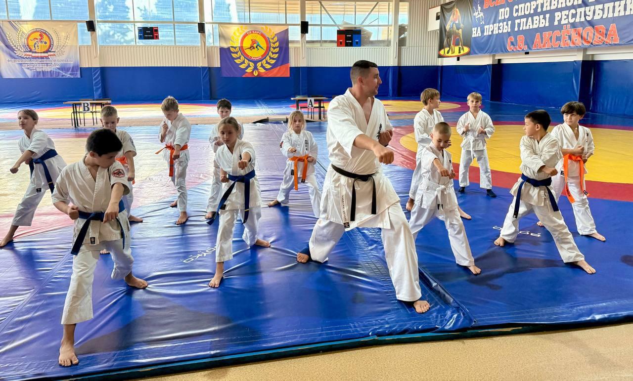 Каратисты Херсонской области завоевали медали на "Олимпиаде боевых искусств" в Алуште, сообщил Владимир Сальдо Каратисты Херсонской области завоевали медали на "Олимпиаде боевых искусств" в Алуште, сообщил Владимир Сальдо