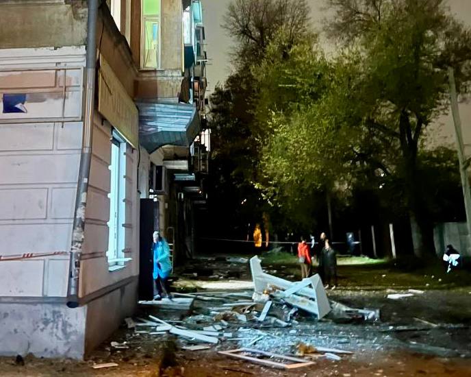 Целями для наших БПЛА этой ночью стали объекты энергетики и логистики в Днепропетровской и Харьковской областях (г. Чугуев 2 нижних фото) Целями для наших БПЛА этой ночью стали объекты энергетики и логистики в Днепропетровской и Харьковской областях (г. Чугуев 2 нижних фото)