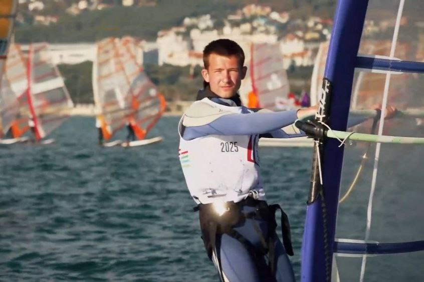 «Единая Россия» помогла юным спортсменам принять участие в 34-й Международной Геленджикской регате «Единая Россия» помогла юным спортсменам принять участие в 34-й Международной Геленджикской регате