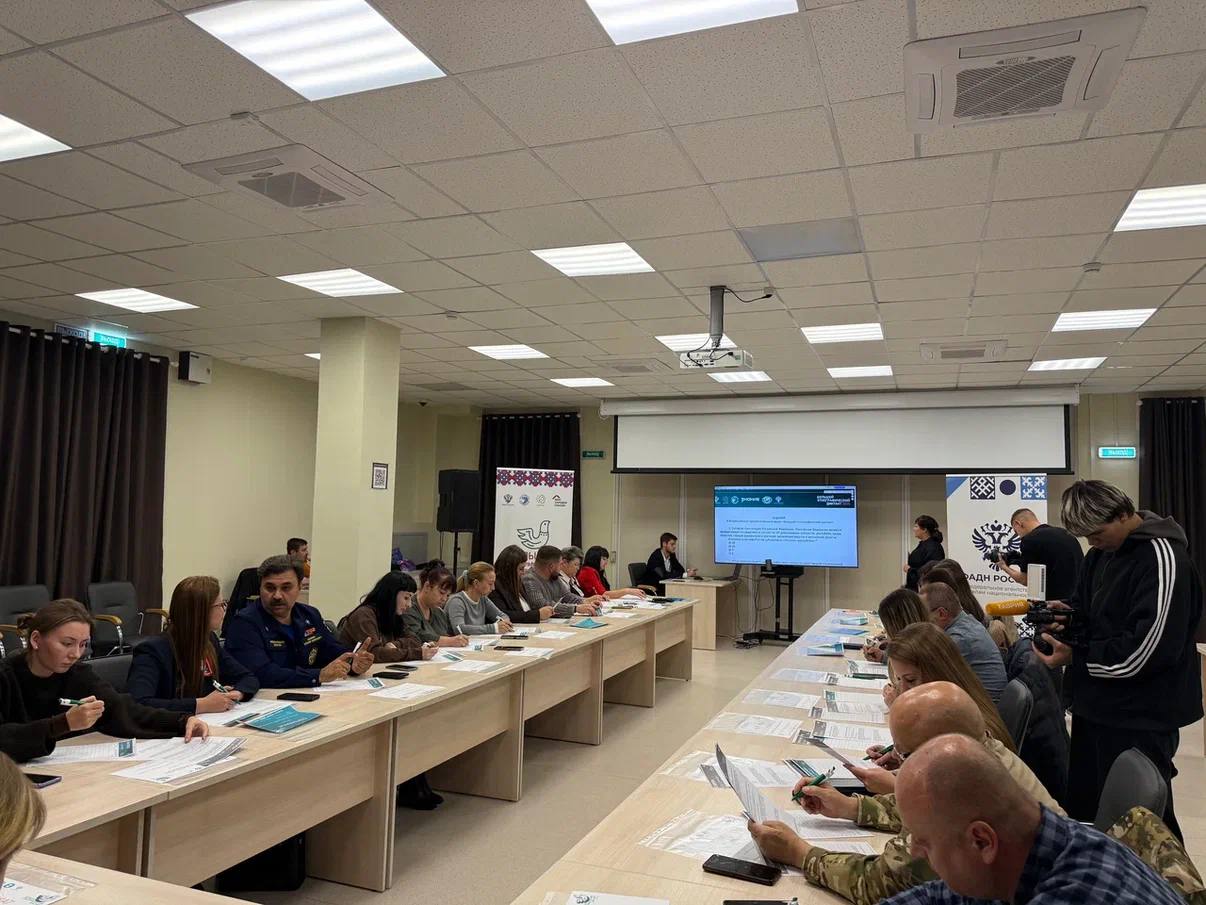 Сотрудники администрации Херсонской области написали Большой этнографический диктант Сотрудники администрации Херсонской области написали Большой этнографический диктант