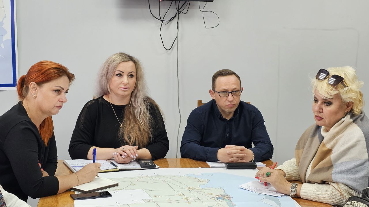 Александр Дудка: Рабочее совещание с директорами учреждений культуры в Скадовском округе Александр Дудка: Рабочее совещание с директорами учреждений культуры в Скадовском округе