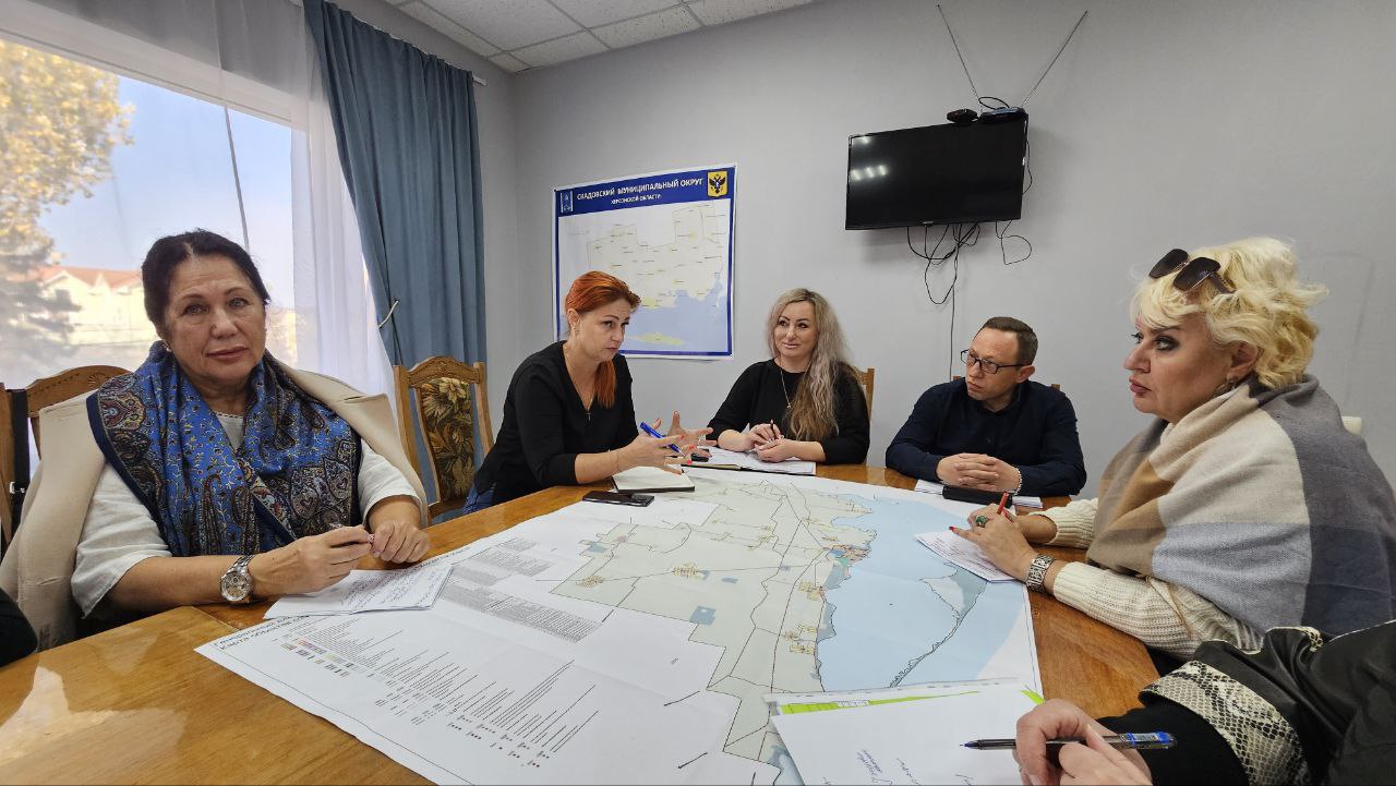 Александр Дудка: Рабочее совещание с директорами учреждений культуры в Скадовском округе Александр Дудка: Рабочее совещание с директорами учреждений культуры в Скадовском округе