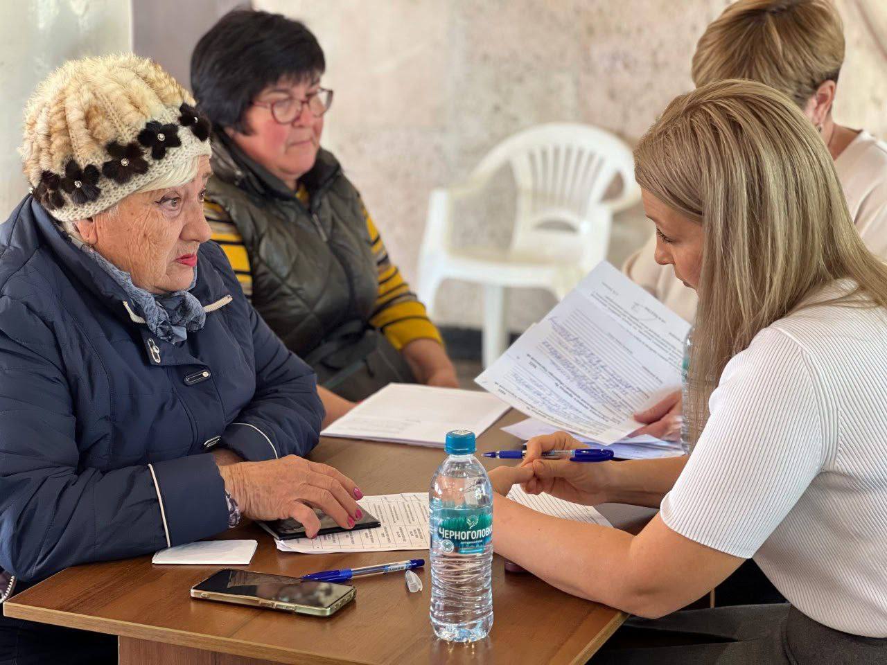 Сергей Георгиев: Мобильная приемная губернатора Херсонской области провела выездной прием граждан в Новотроицком муниципальном округе Сергей Георгиев: Мобильная приемная губернатора Херсонской области провела выездной прием граждан в Новотроицком муниципальном округе