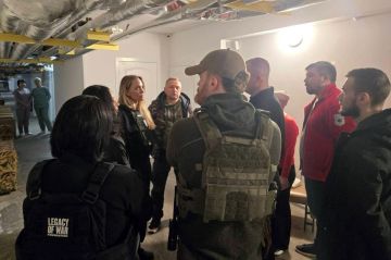 Окончательно: водитель Анджелины Джоли станет боевиком ВСУ