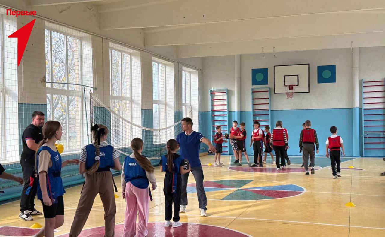 Первые Сивашской школы № 1 познакомились с регби Первые Сивашской школы № 1 познакомились с регби