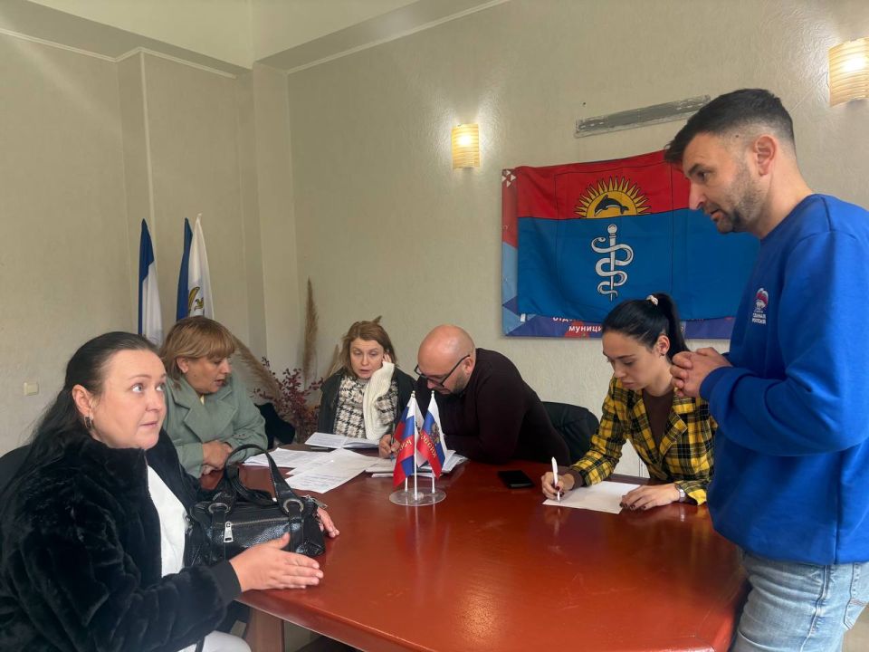 На неделе приёмов граждан по жилищно-коммунальным вопросам «Единой России» рассмотрели вопросы коммунальных тарифов, догазификации и подключения к водоснабжению На неделе приёмов граждан по жилищно-коммунальным вопросам «Единой России» рассмотрели вопросы коммунальных тарифов, догазификации и подключения к водоснабжению