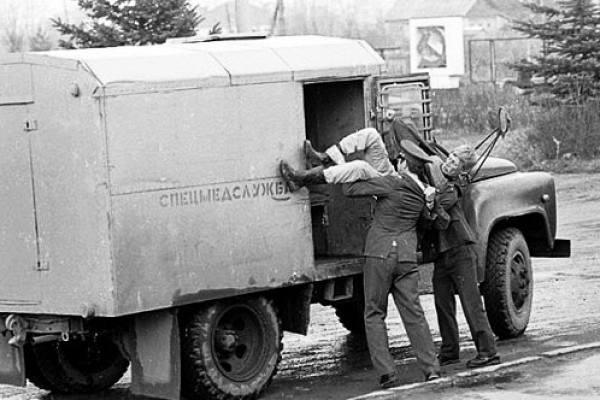 Сегодня День рождения вытрезвителя! 7 ноября 1902 года, 120 лет назад, в столице оружейников, городе Туле, по инициативе врача Федора Сергеевича Архангельского (1855–1928) открылся первый в России вытрезвитель под названием... Сегодня День рождения вытрезвителя! 7 ноября 1902 года, 120 лет назад, в столице оружейников, городе Туле, по инициативе врача Федора Сергеевича Архангельского (1855–1928) открылся первый в России вытрезвитель под названием...