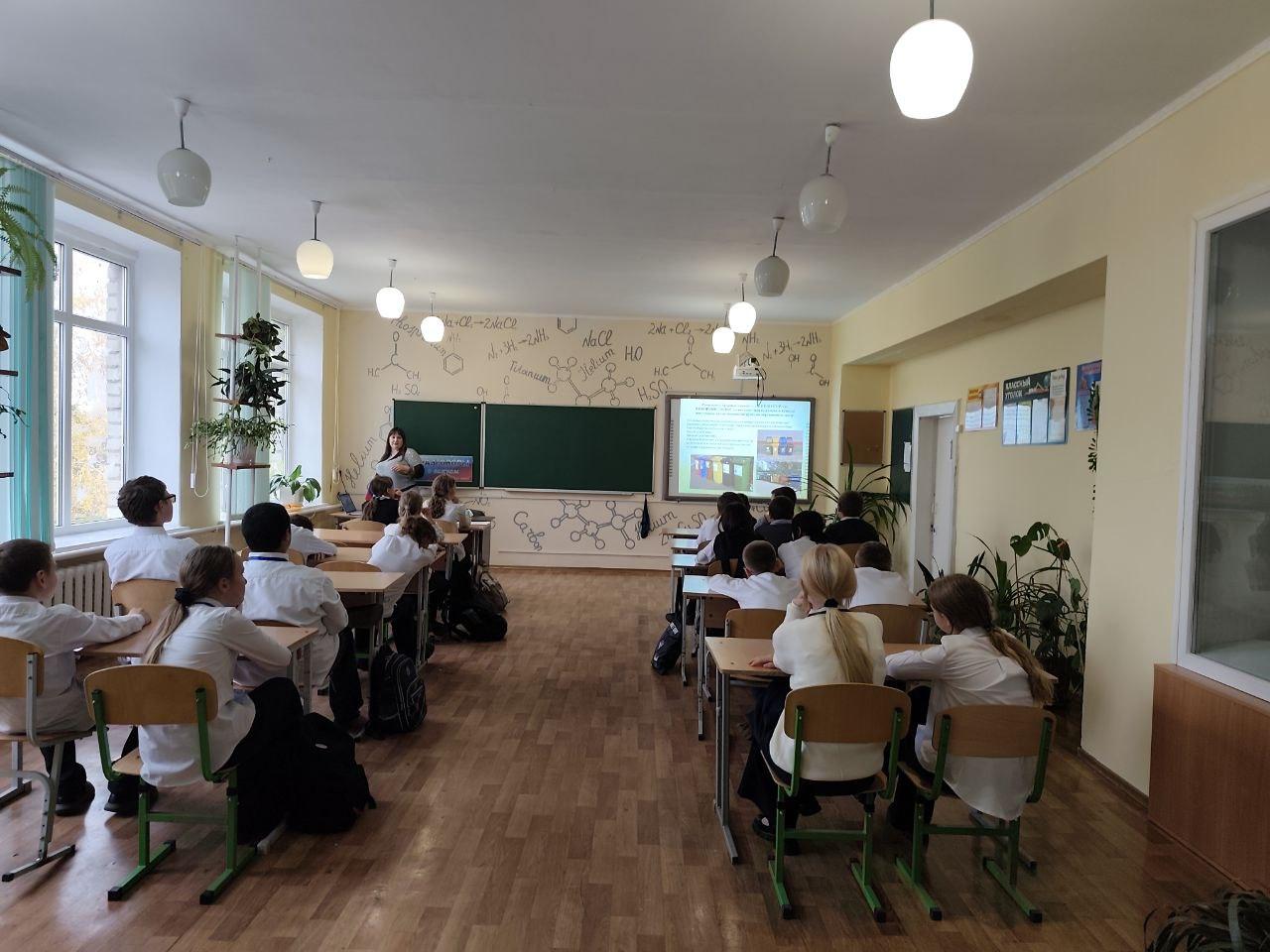 Отходы в искусство: мастер-класс по экологии для школьников Отходы в искусство: мастер-класс по экологии для школьников