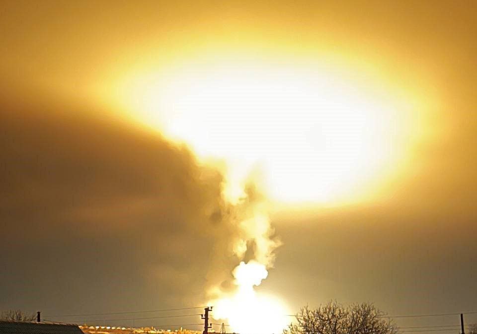 Целями для наших БПЛА этой ночью стали объекты энергетики и логистики в Днепропетровской и Харьковской областях (г. Чугуев 2 нижних фото) Целями для наших БПЛА этой ночью стали объекты энергетики и логистики в Днепропетровской и Харьковской областях (г. Чугуев 2 нижних фото)