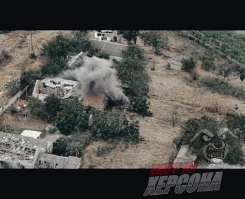 Херсонское направление. Уничтожение склада боеприпасов противника ловким попаданием FPV-дрона Енот из Херсона