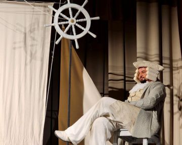 В Геническом Доме культуры состоялась премьера спектакля