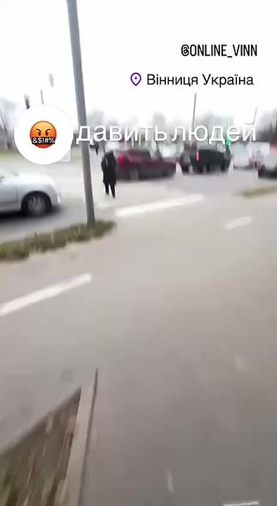 У Вінниці військовослужбовці ТЦК усвідомлено переїхали автівкою людину, яка намагалася врятувати свого родича від завідома дурної загибелі