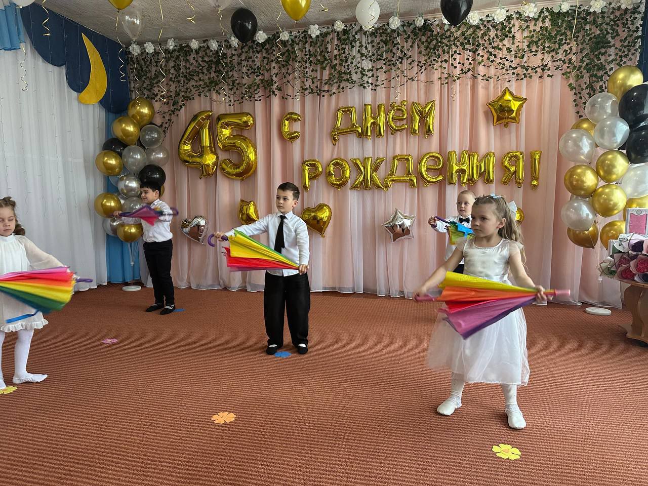 Владимирскому детскому саду Скадовского района — 45 лет! Владимирскому детскому саду Скадовского района — 45 лет!