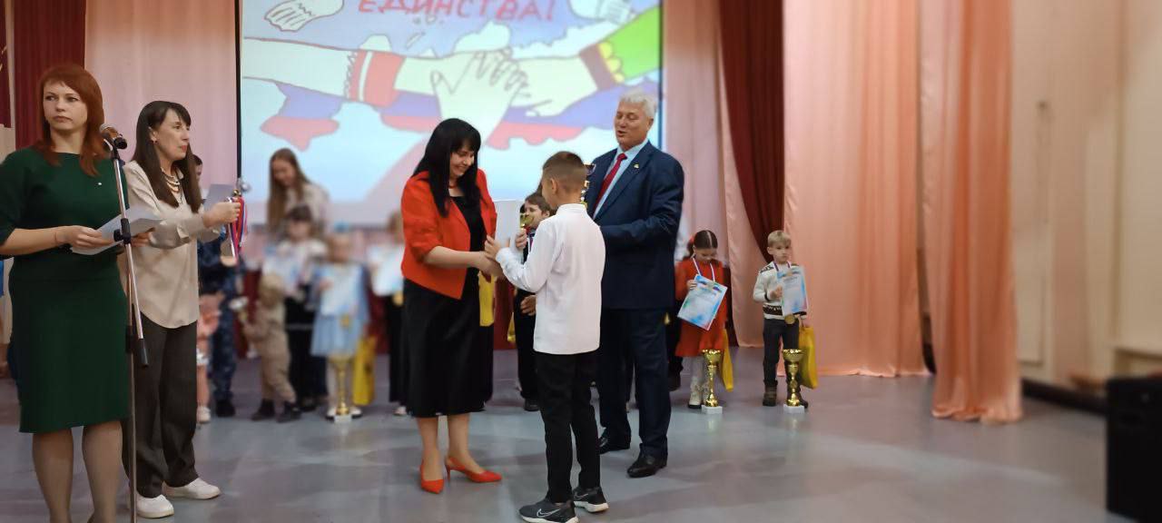 Состоялся финальный этап регионального конкурса детского рисунка «В единстве наша сила!» Состоялся финальный этап регионального конкурса детского рисунка «В единстве наша сила!»