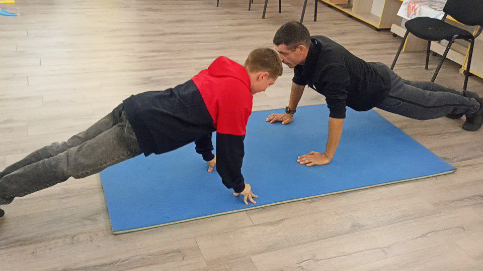 В Любимовской библиотеке прошла игровая программа "Сильный! Ловкий! Смелый!" В Любимовской библиотеке прошла игровая программа "Сильный! Ловкий! Смелый!"